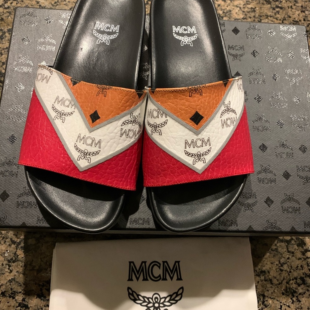 MCM M-Move Visetos slides